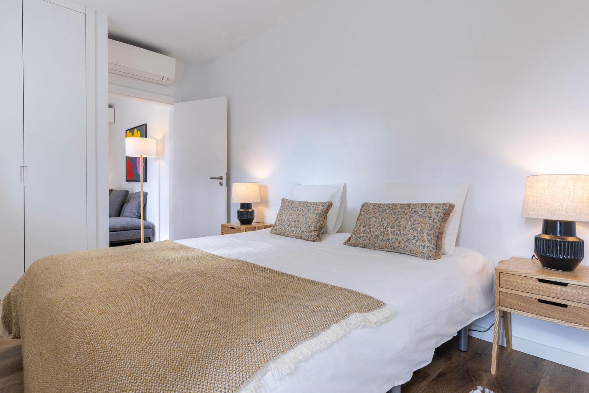 2bdr Cozy In Graca By Lovelystay Apartment