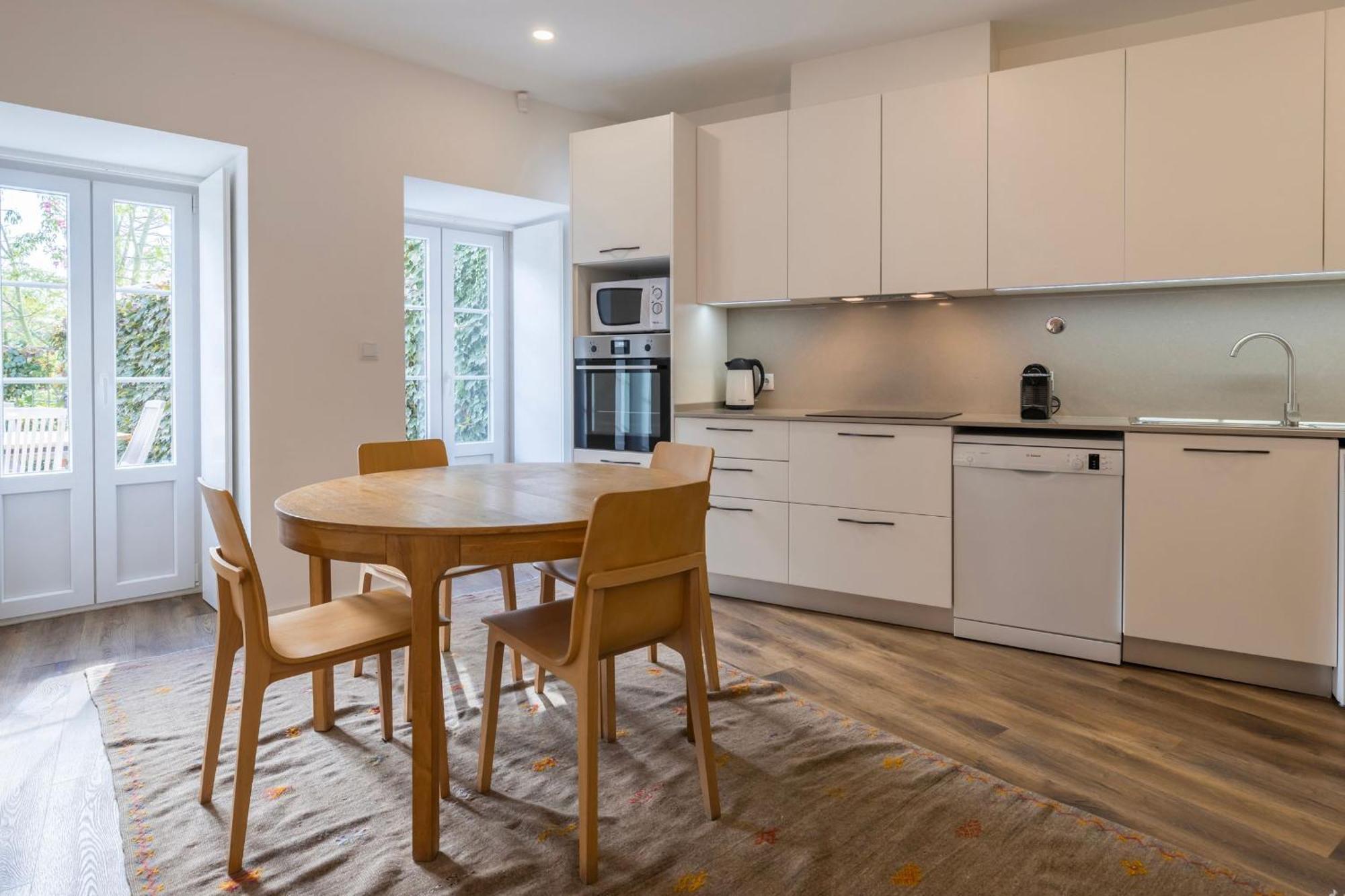 2bdr Cozy In Graca By Lovelystay * Lisboa